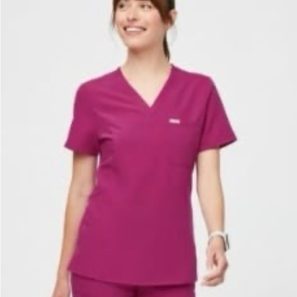 Figs Fuchsia Women's scrubs set
